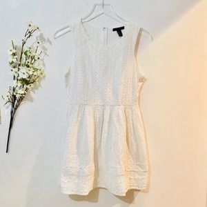 🌜3/$25 Forever 21| Eyelet Dress